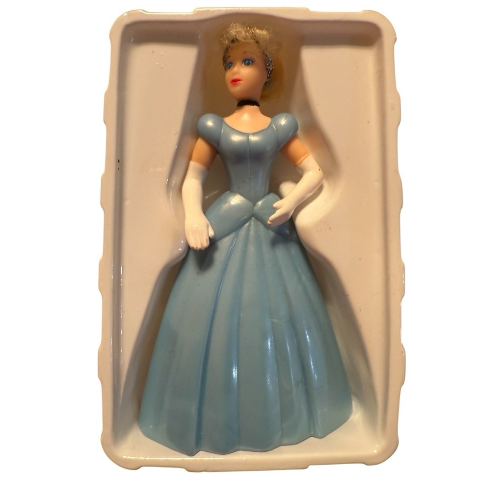 Vintage McDonald's Disney Cinderella ‎ Figurine 4" Happy Meal Toy 1995 Princess